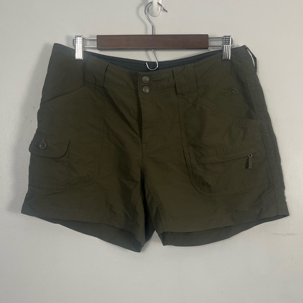North Face Women's Olive Green Shorts Size 10 Cargo Hiking Active Zip Fly
